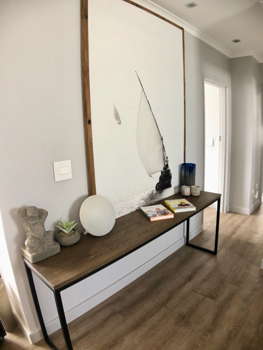 2 Bedroom Property for Sale in Sea Point Western Cape